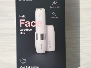 Женский мини-удалитель волос Braun FS1000