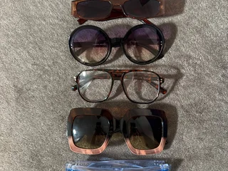 Солнцезащитные очки Prada