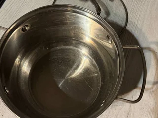 Небольшая кастрюля 2,5 л