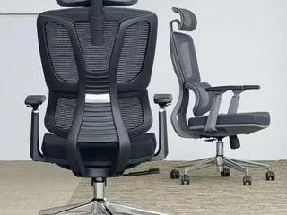 Ортопедическое компьютерное офисное кресло