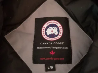 Пуховик Canada Goose