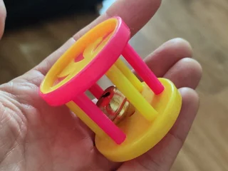 Игрушка для кошки с бубенчиком