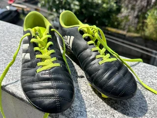 Футбольные бутсы Adidas