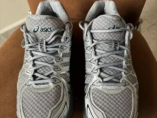 Кроссовки Asics