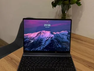 Ноутбук Huawei Matebook 13 i5 8GB RAM