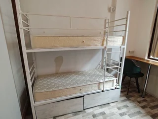 Двухъярусная кровать