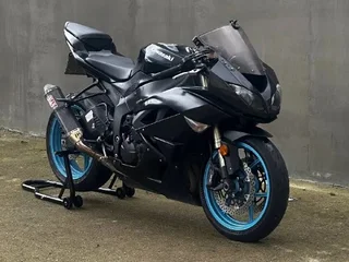 Мотоцикл Kawasaki Zx6r