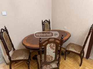 Стол для гостиной