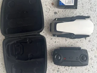 Дрон DJI Mavic Air