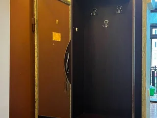 Шкаф в прихожей