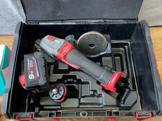Milwaukee M18 FUEL CAG125XPDB аккумуляторная углошлифовальная машина