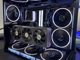 Игровой компьютер Ryzen 7 7800X3D, RTX 5070 12GB, 32GB DDR5