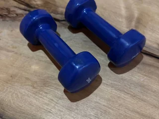 Гантели по 2 кг