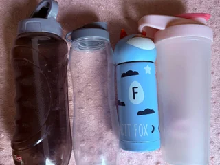 Бутылки для воды, шейкер, термос