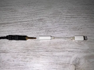 Переходник Lightning на 3.5mm
