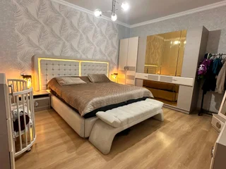 5-комнатная квартира 100 м² с мебелью и техникой