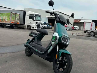 Электроскутер CityCoco