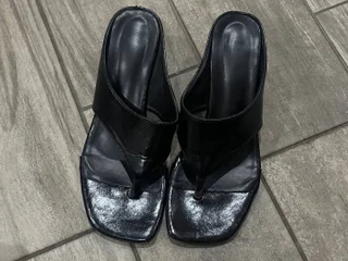 Обувь разного размера