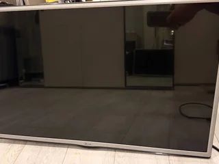 Телевизор LG 32"