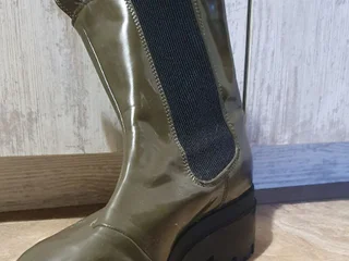 Резиновые ботинки женские
