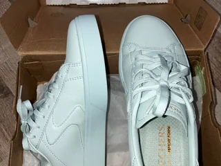 Женские кроссовки Skechers 36 размер