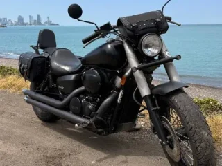 Honda Shadow Phantom 750