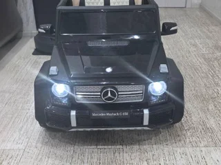 Детская машинка Mercedes Maybach G650