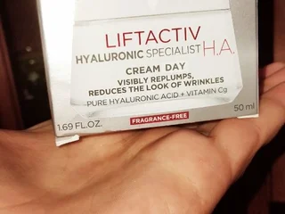 Крем для лица Vichy Liftactiv Hyaluronic Specialist 50 мл