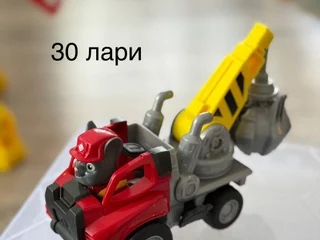 Машинка Чарджера «Крепыш и команда»