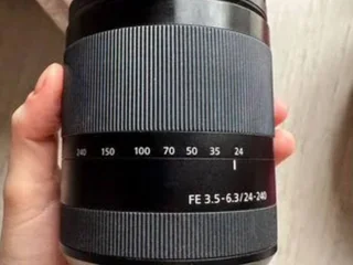 Фотоаппарат Sony Alpha 5100 с китовым объективом и аккумулятором