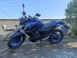 Мотоцикл Yamaha FZS-FI Version 4.0