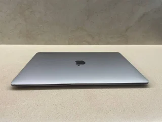 MacBook Air 2018 8/256GB