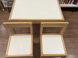 Детский набор IKEA стол и 2 стула