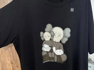 Футболка Uniqlo x Kaws XXL