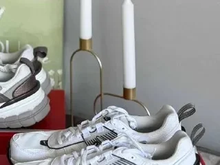 Кроссовки Nike б/у