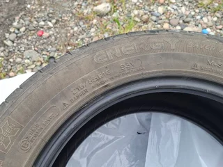 Автомобильная шина