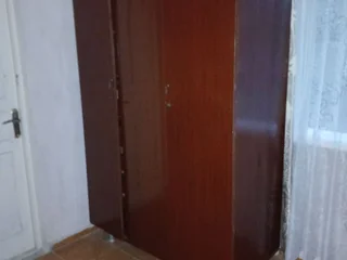 Трехстворчатый платяной шкаф