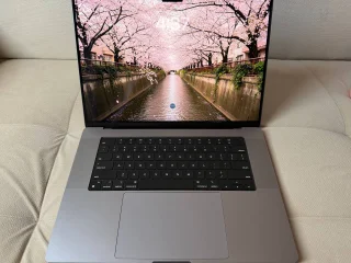 MacBook Pro M1 16 512GB 16GB
