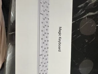 Беспроводная клавиатура Apple Magic Keyboard
