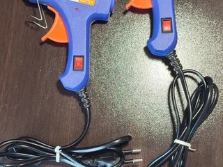 Клеевой пистолет Yulian YL-266 20W