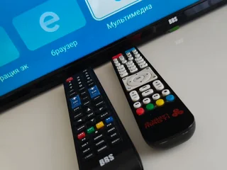 Телевизор BBS 32BS8100 32"