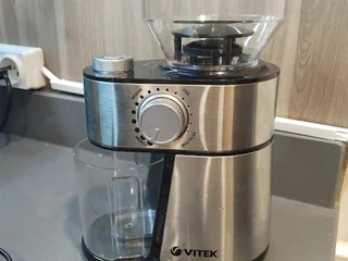 Кофемолка Vitek
