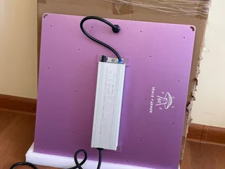 Светодиодная фитолампа Space Farmer 240W