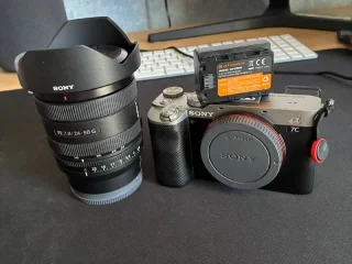 Камера Sony A7C