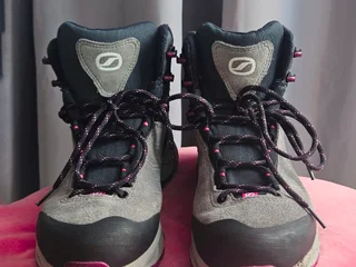 Горные треккинговые ботинки Scarpa Rush TRK GTX