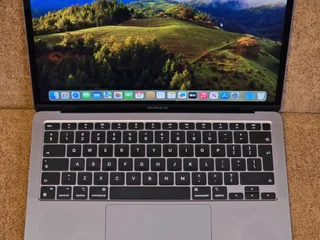 MacBook Air 13 M1 / 8GB / 256GB Space Gray