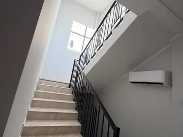 Частный дом, 295 м²