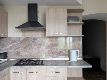 3-комнатная квартира в районе Вера, 110 кв. м
