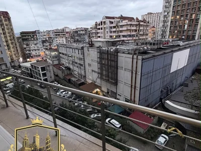 3 комнаты, 2 спальни, первая линия у моря, $600