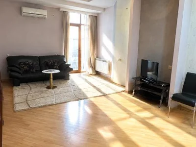 2 room Flat For Rent. Vake